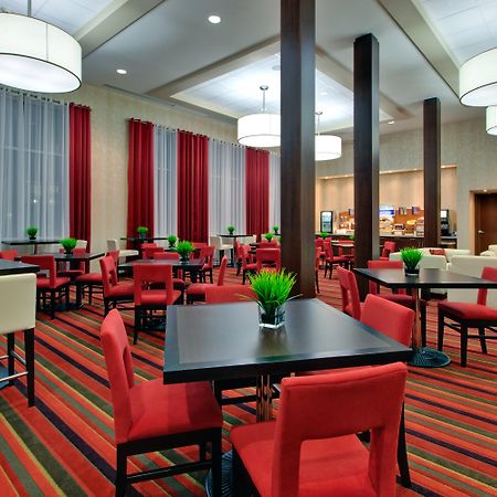 Holiday Inn Express Hotel & Suites Chatham South By Ihg Eksteriør billede