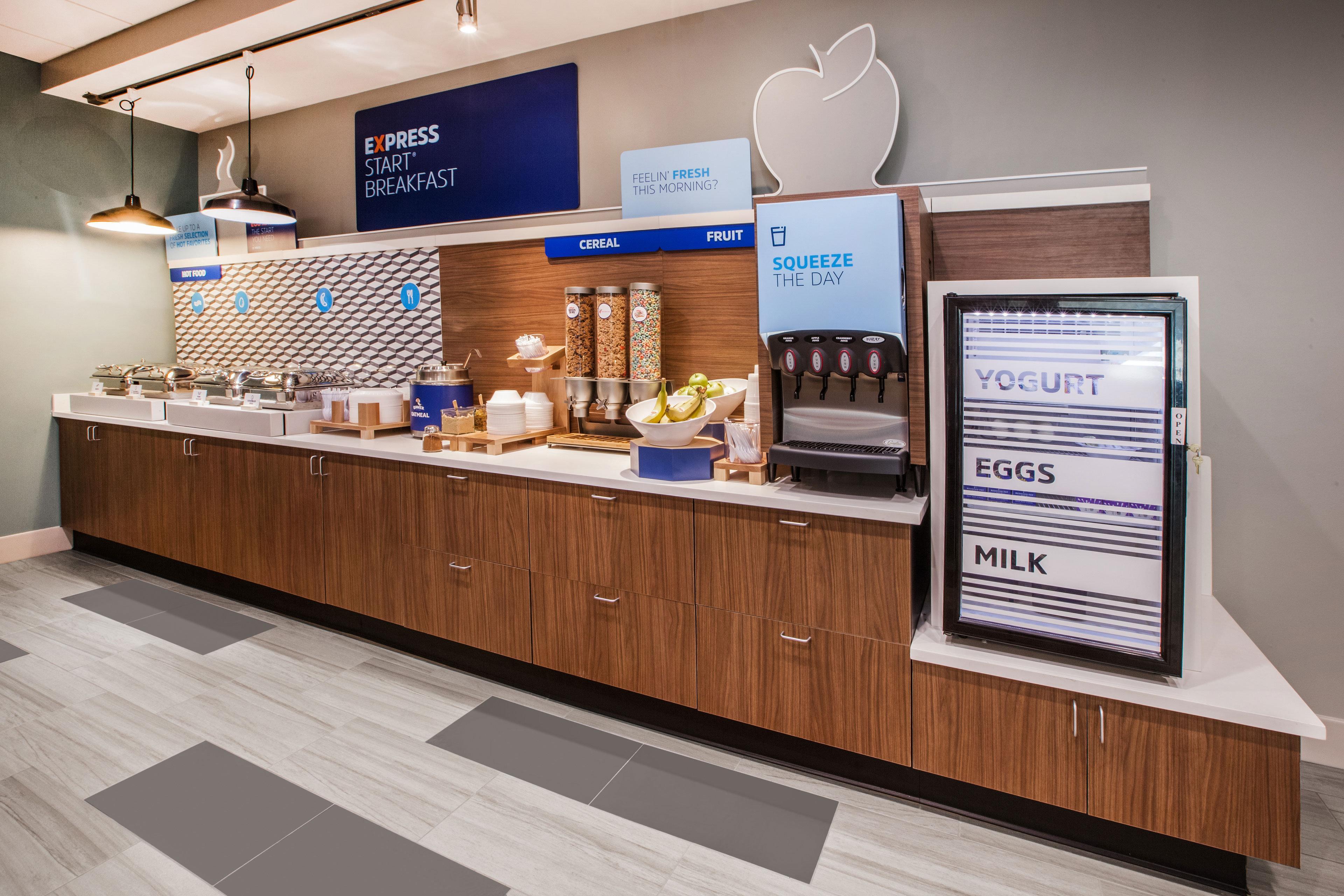 Holiday Inn Express Hotel & Suites Chatham South By Ihg Eksteriør billede