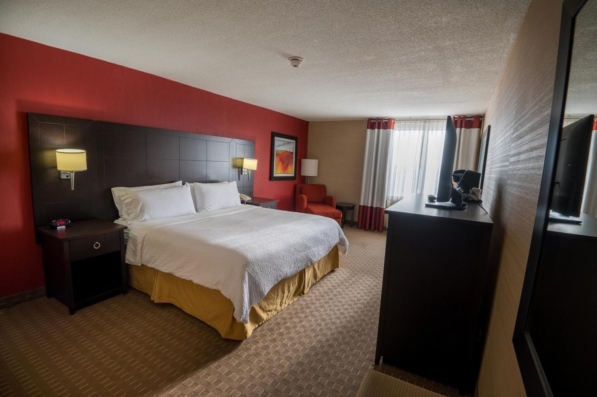 Holiday Inn Express Hotel & Suites Chatham South By Ihg Eksteriør billede